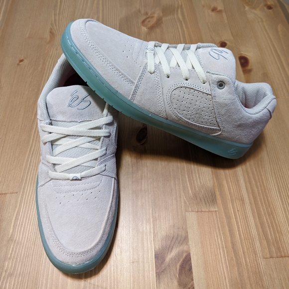 ÉS Accel Slim Skate Shoes - Picture 2 of 10